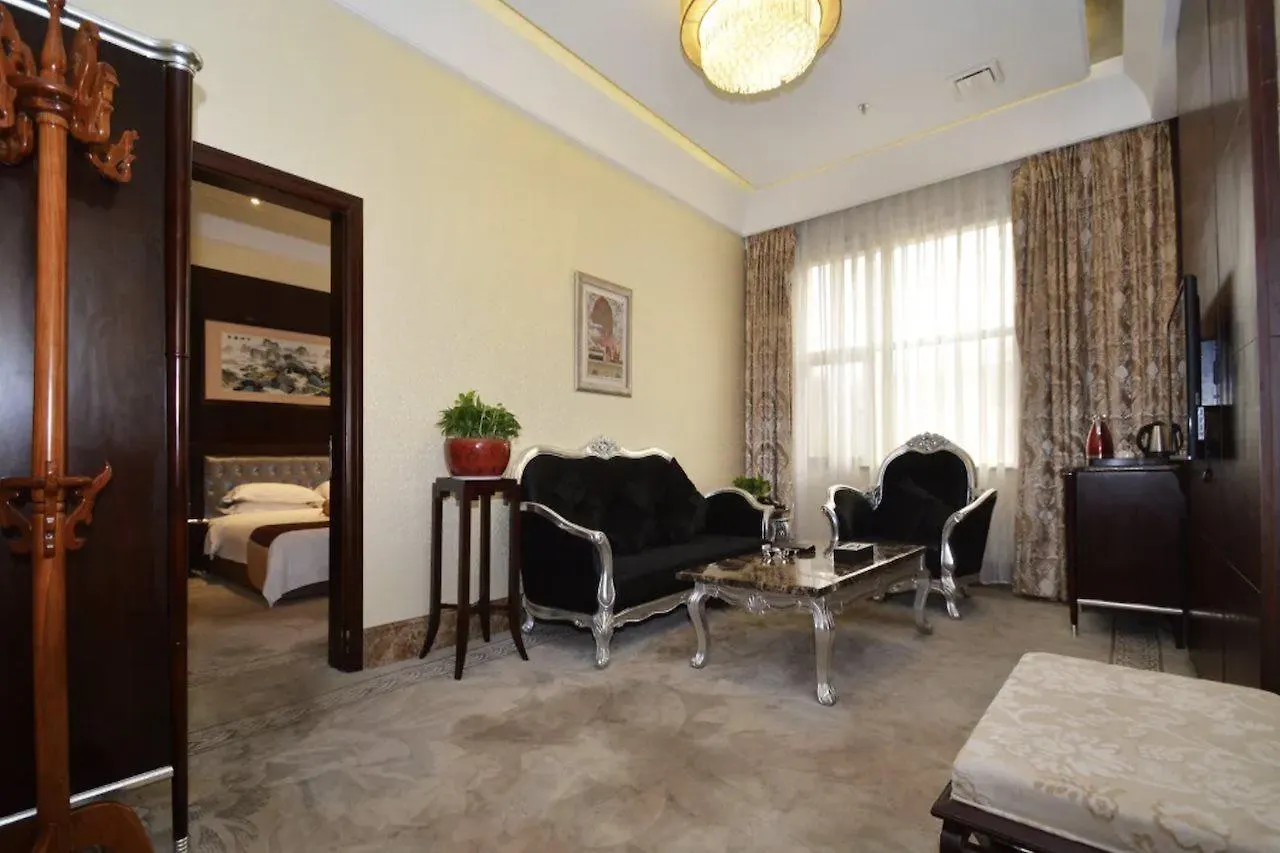 Lu Ban Joy Hotel Hszinmi